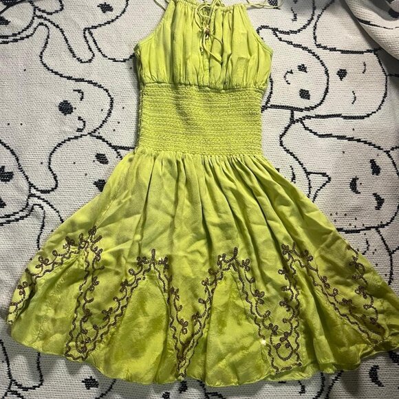 Women's Green Dress - Picture 1 of 3